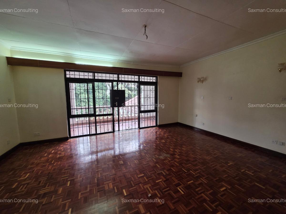 5 Bed House with Staff Quarters in Runda - 3