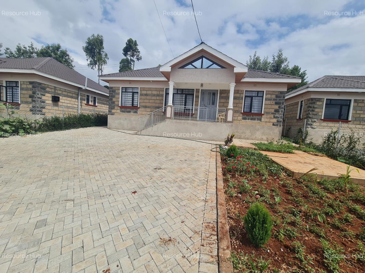 3 Bed House with En Suite at Matasia - 1