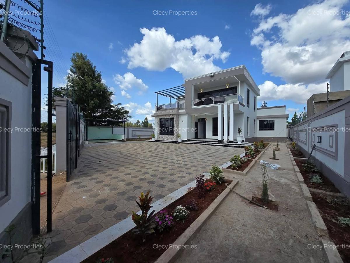4 Bed House with En Suite at Mugutha - 1