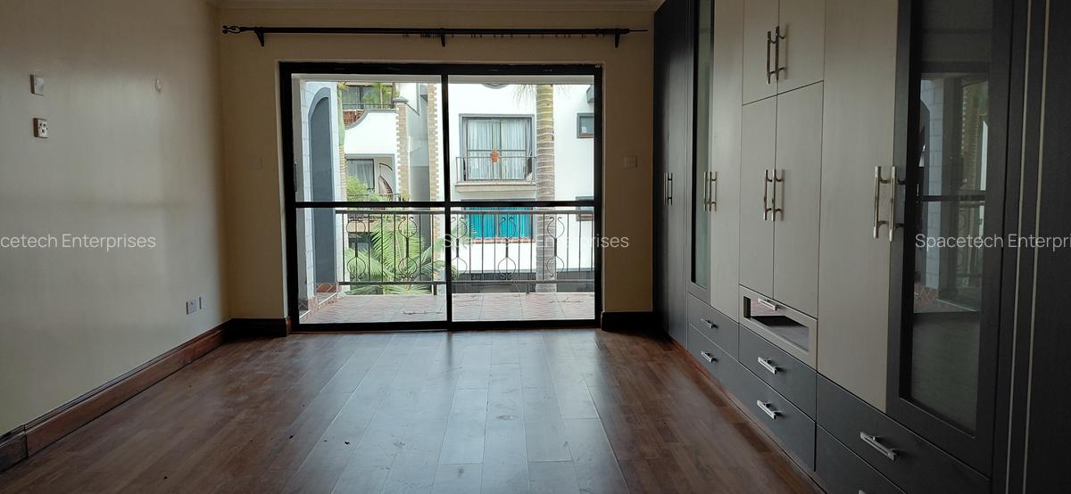 5 Bed Townhouse with En Suite in Westlands Area - 15
