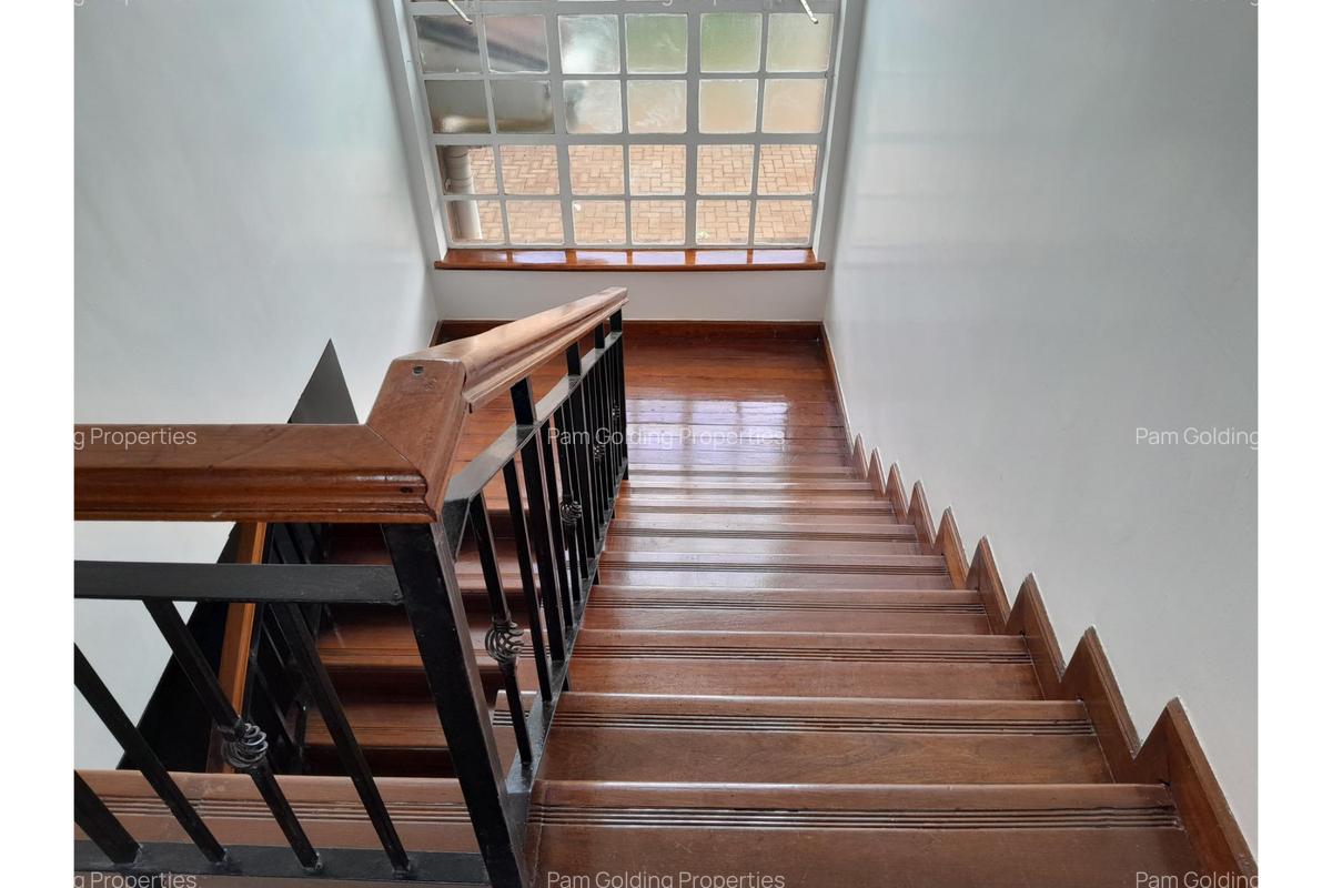 4 Bed House with En Suite at Runda Paradise - 11