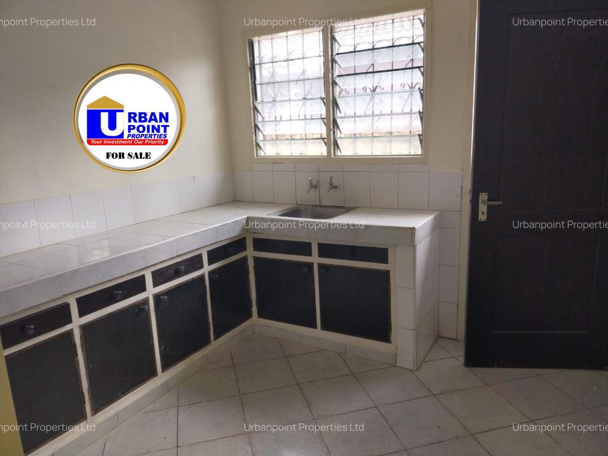 3 Bed House with En Suite in Nyali Area - 8