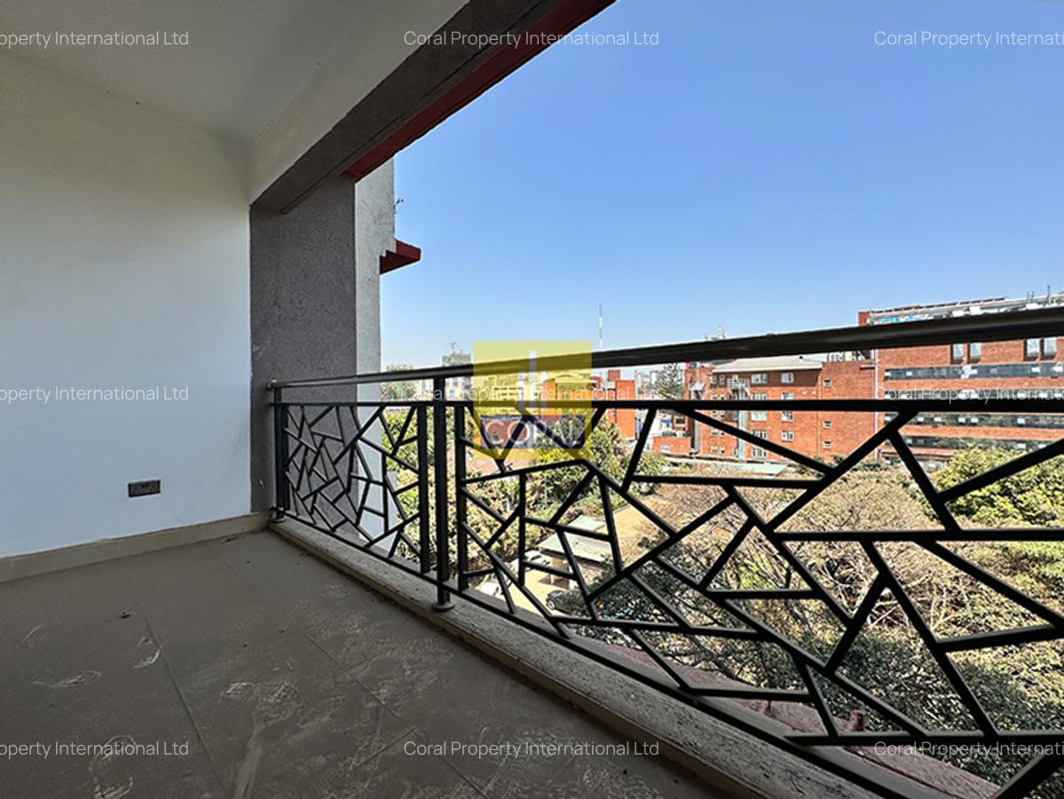 3 Bed Apartment in Parklands - 12