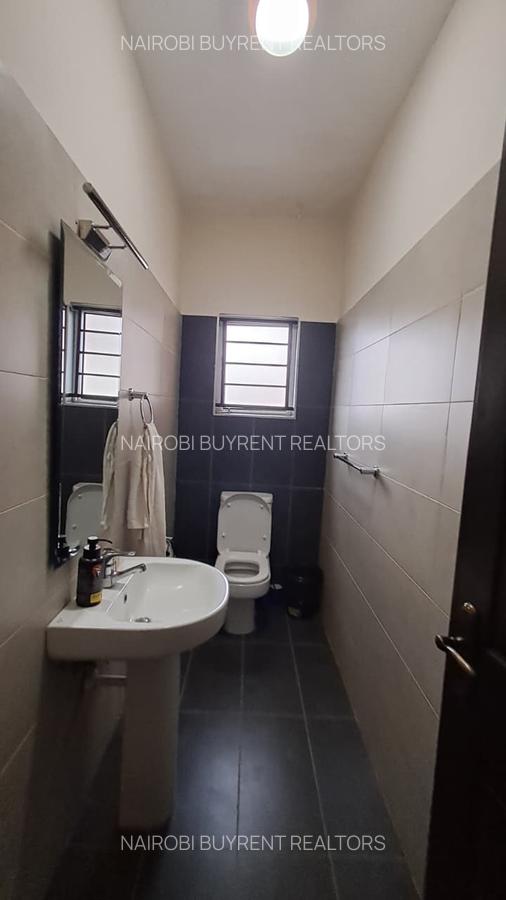 2 Bed Apartment with En Suite in Kilimani - 6