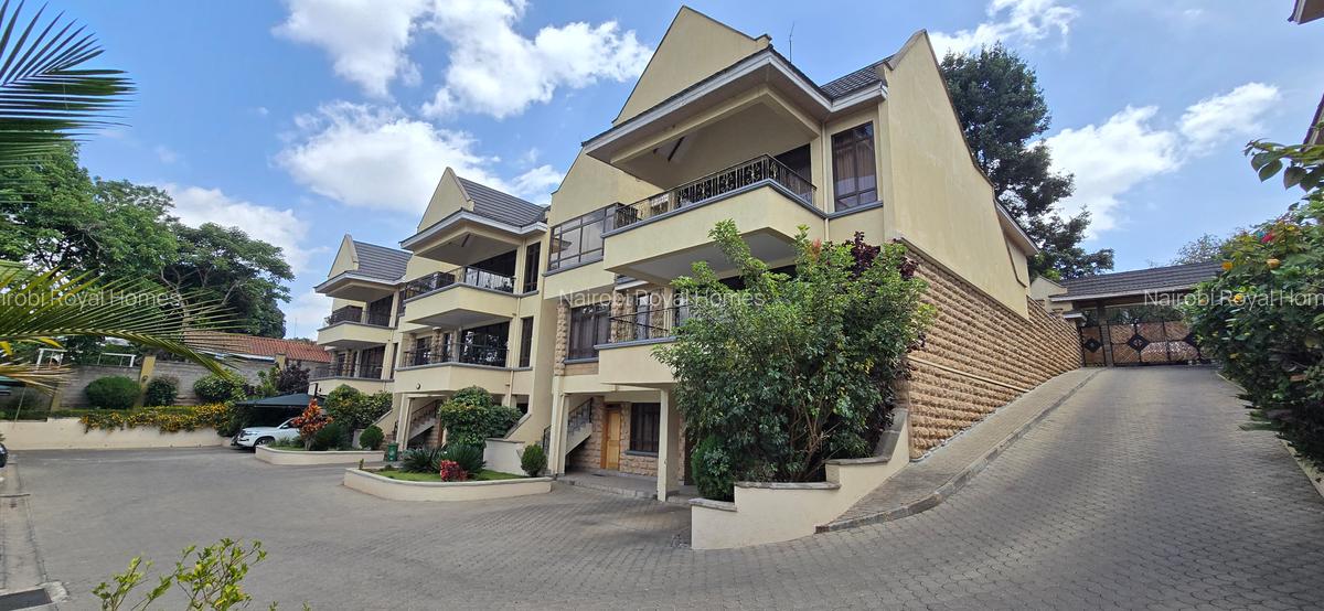 5 Bed Townhouse with En Suite at Convent Drive - 4