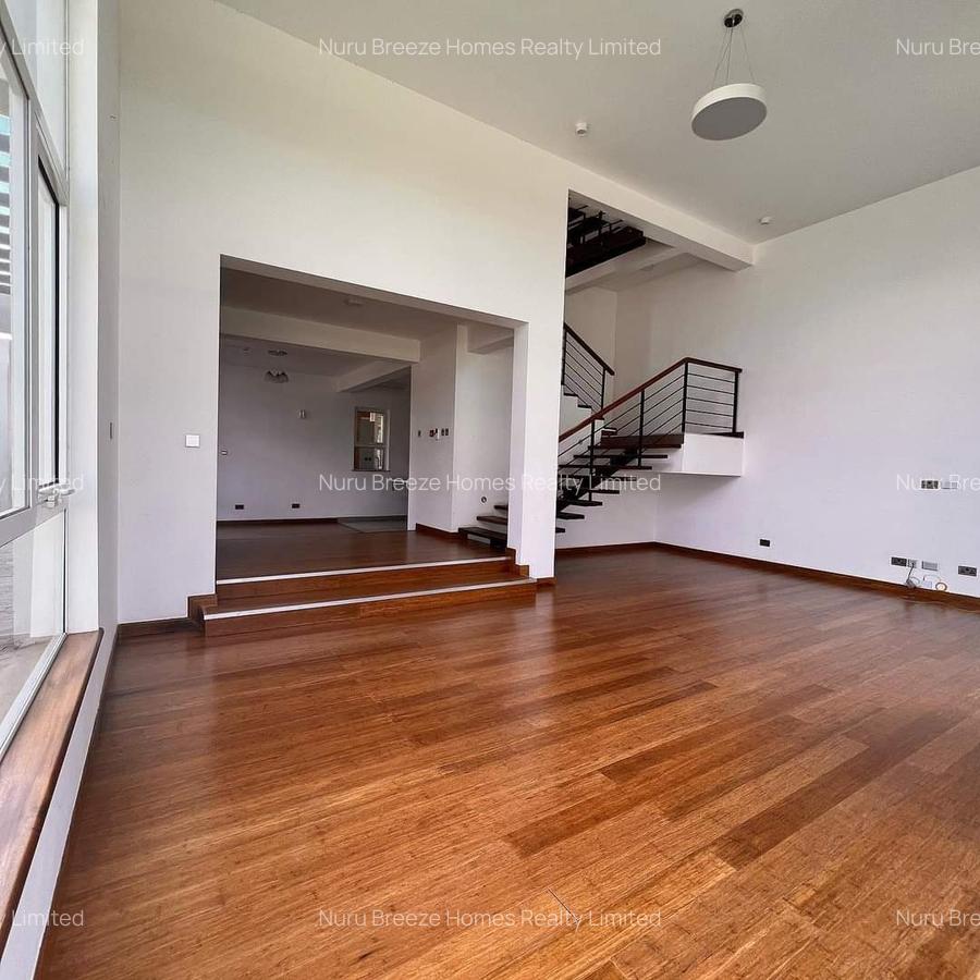 4 Bed Townhouse with En Suite in Lavington - 4