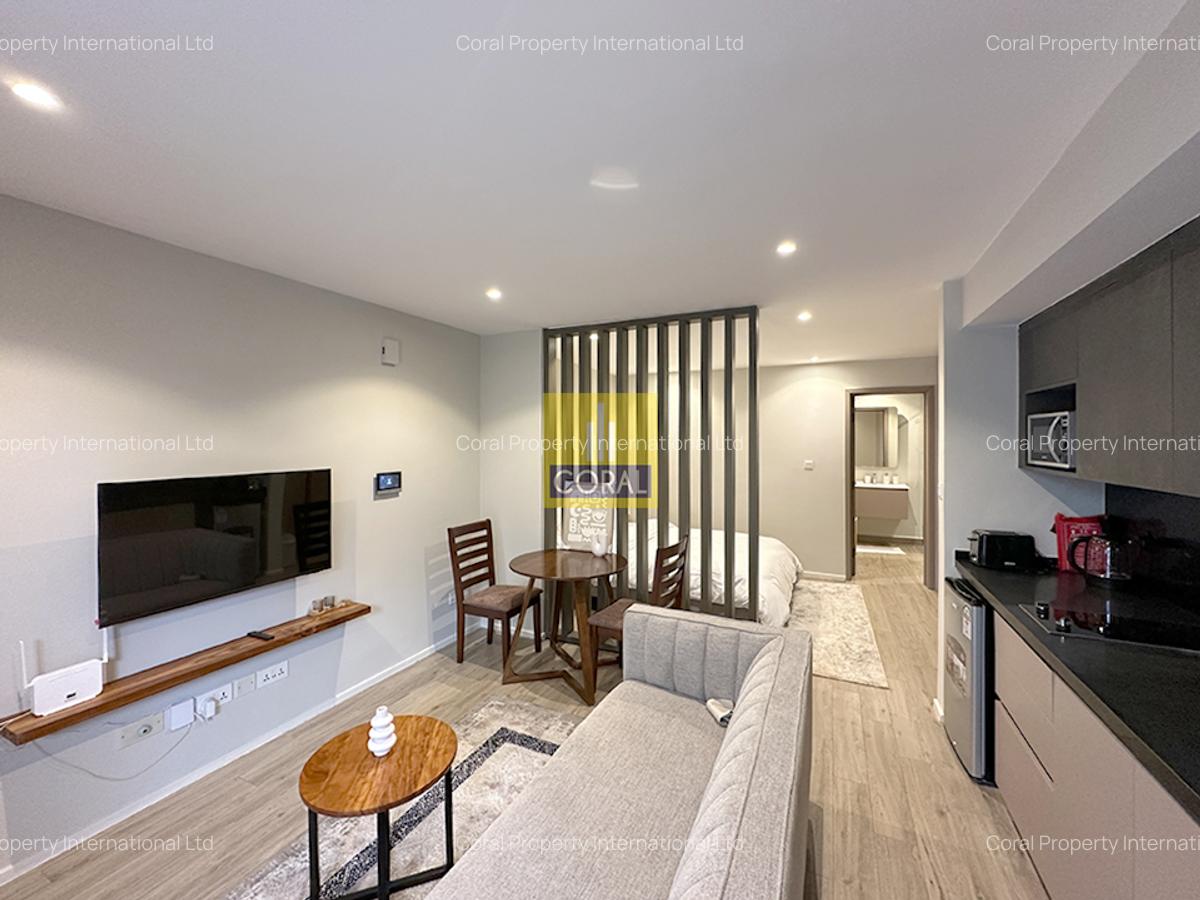 1 Bed Apartment in Rosslyn - 1