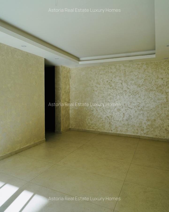 4 Bed Apartment with En Suite at 2026-510 4 Bed C Ren - 14