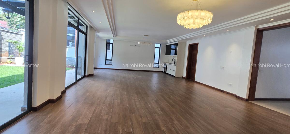 4 Bed Townhouse with En Suite at Lavington Green - 11