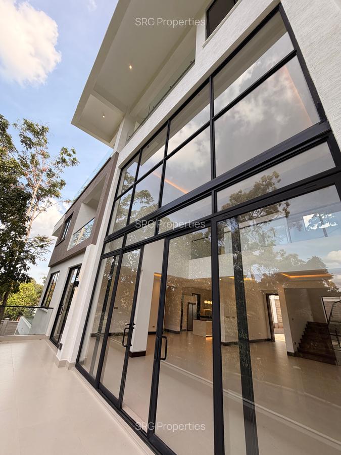 5 Bed Townhouse with En Suite in Kitisuru - 18