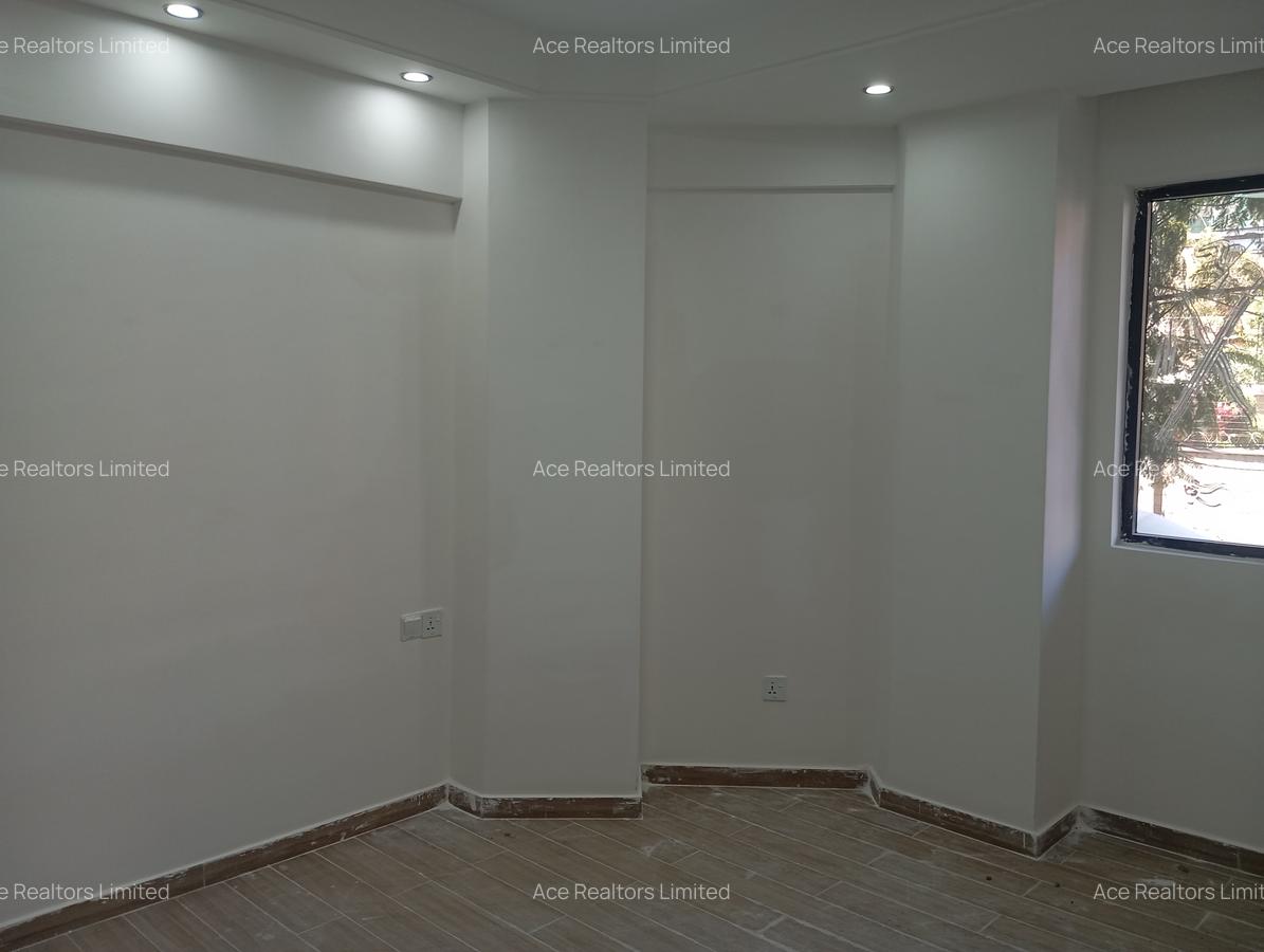 2 Bed Apartment with En Suite at Westlands - 8