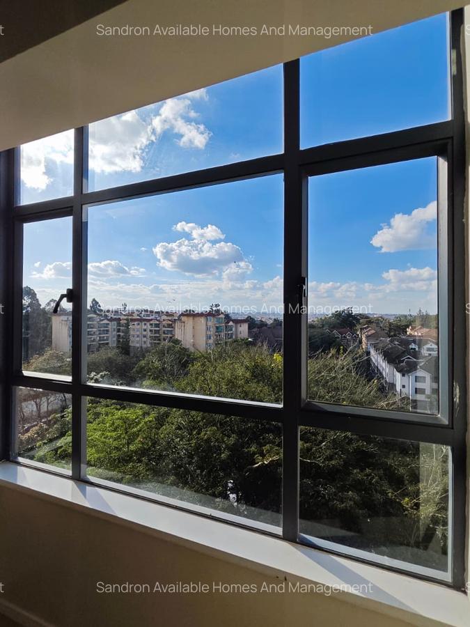 2 Bed Apartment with En Suite in Lavington - 18