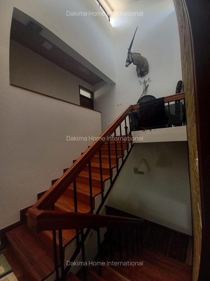 4 Bed Townhouse with En Suite in Spring Valley - 7