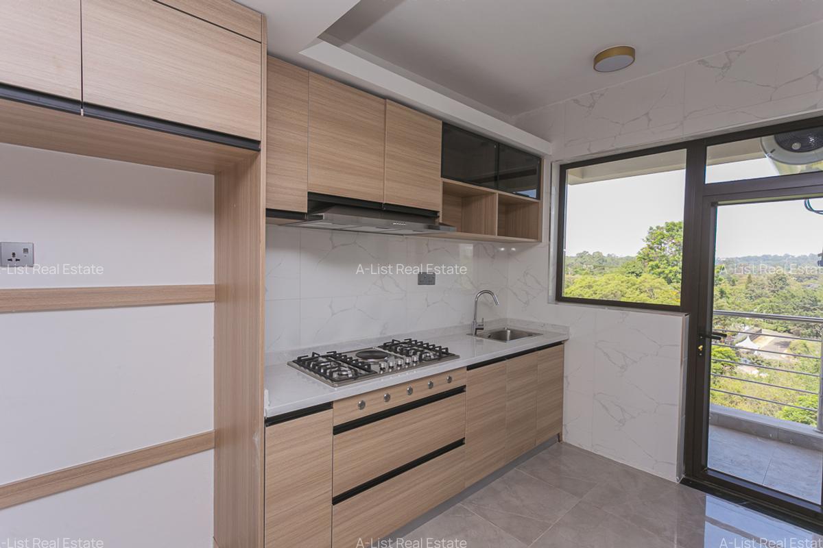 3 Bed Apartment with Swimming Pool at Riverside Drive - 7