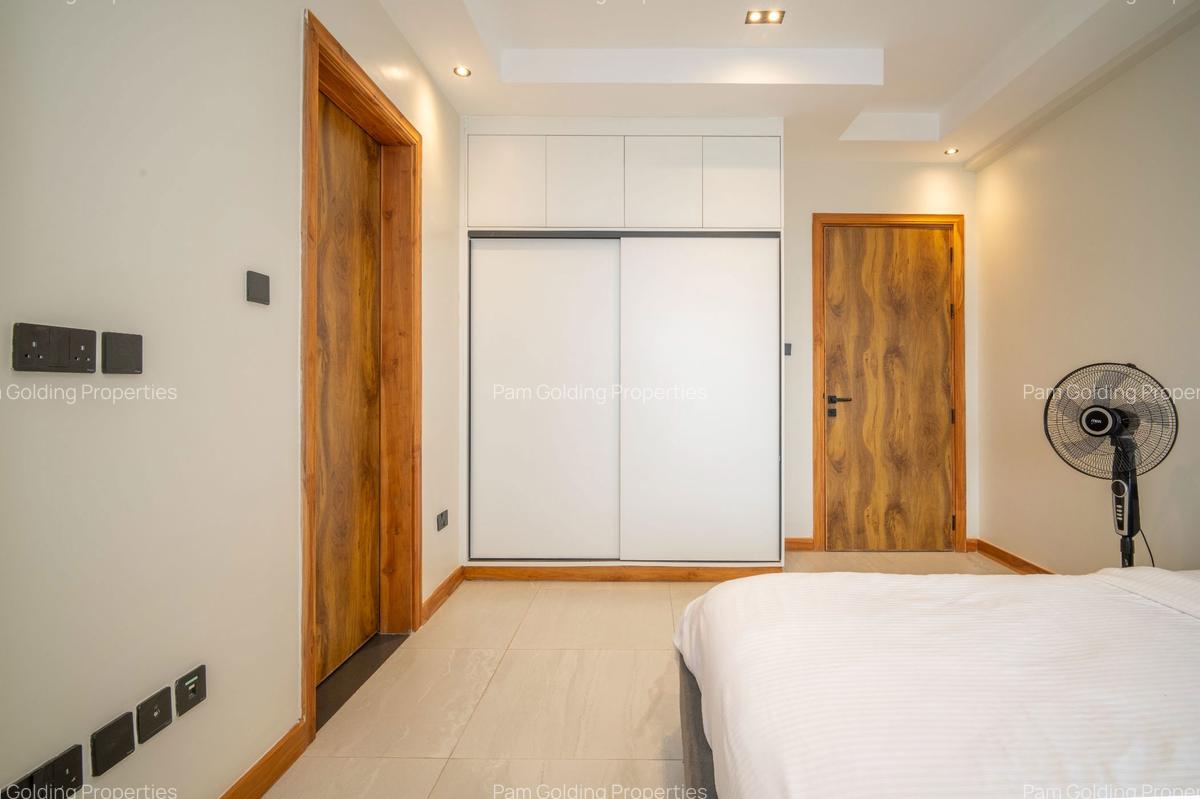 3 Bed Apartment with En Suite at Peponi Rd - 5