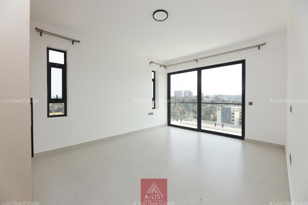 2 Bed Apartment with En Suite at Brookside Drive - 17