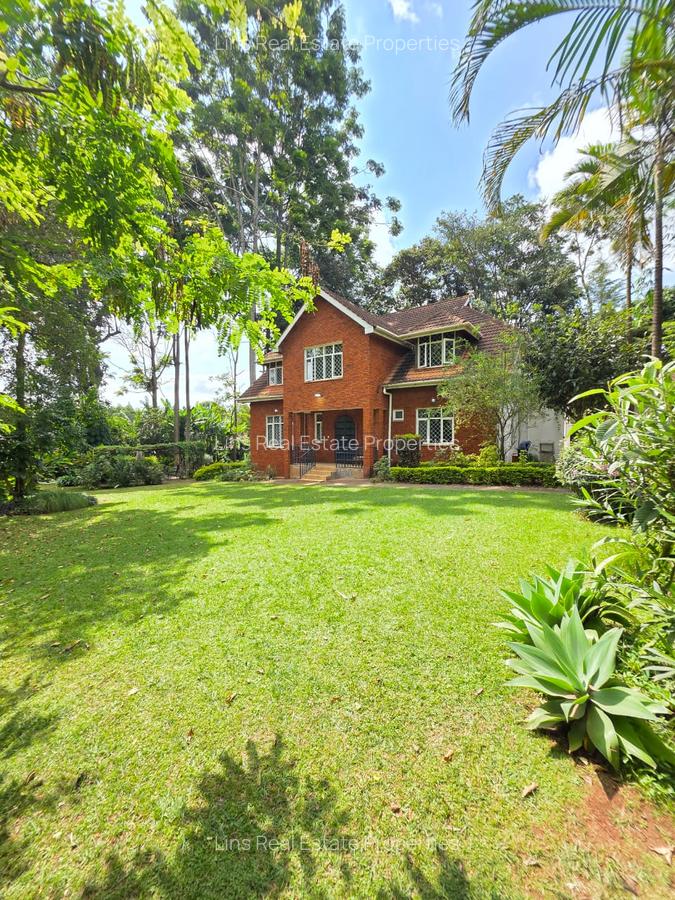 5 Bed Townhouse with En Suite in Rosslyn - 4