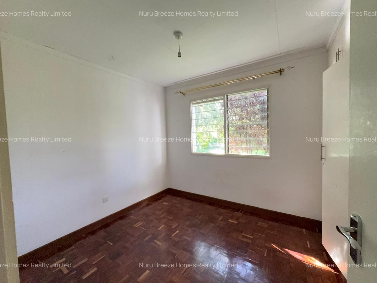 4 Bed House with En Suite in Loresho - 4