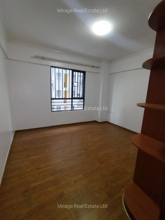 3 Bed Apartment with Swimming Pool in Kilimani - 12