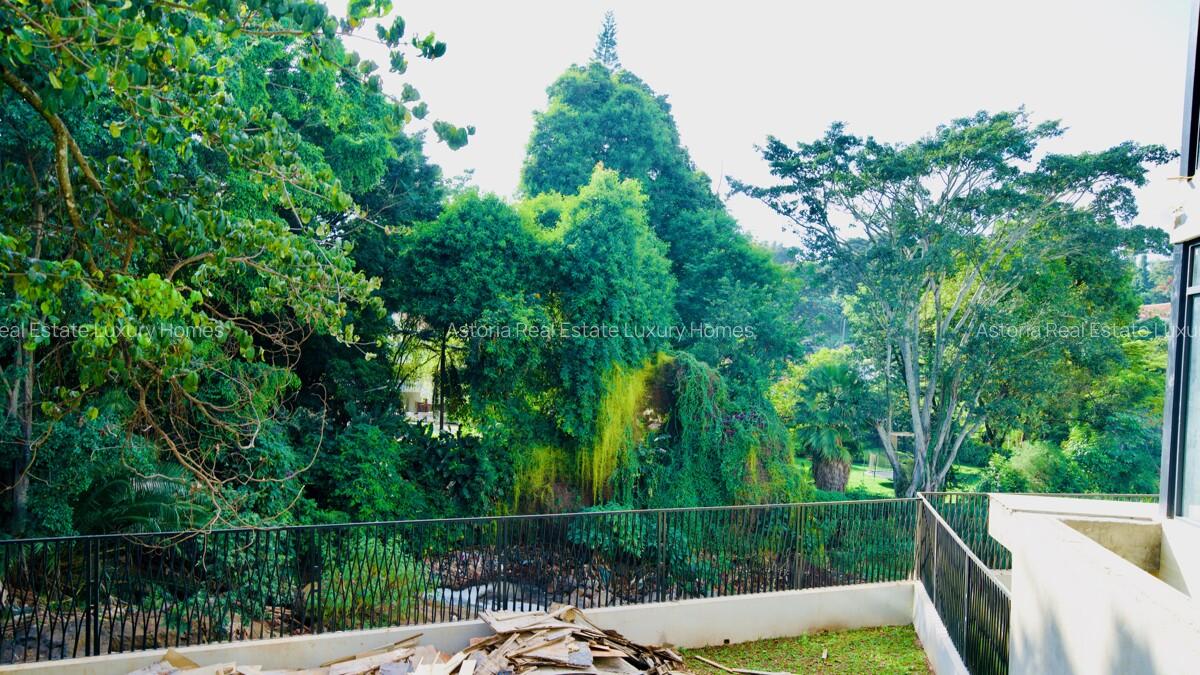 5 Bed Villa with En Suite at 2026-187 * 11.07 - 6