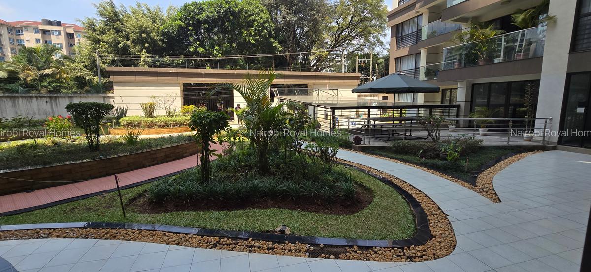 Furnished 2 Bed Apartment with En Suite at Riverside Drive - 16
