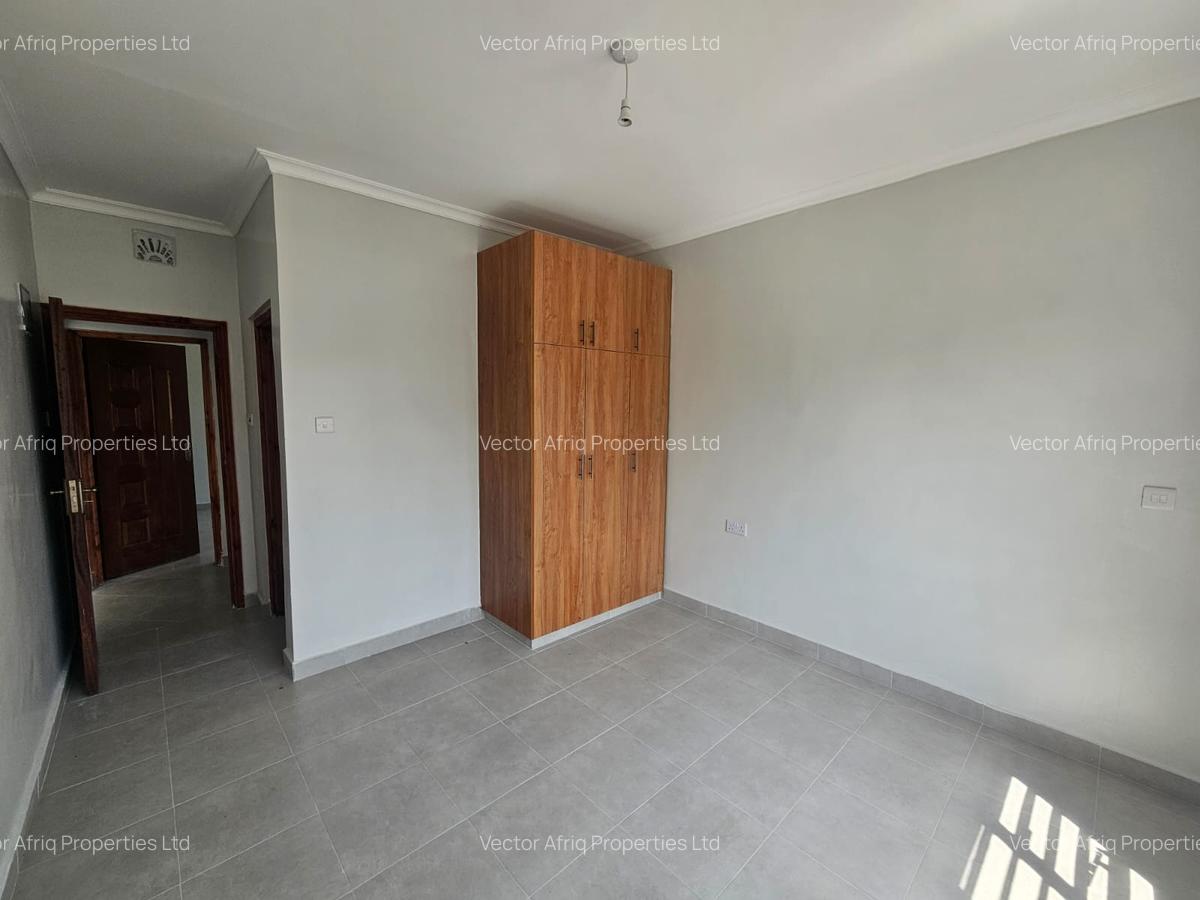 4 Bed House with En Suite in Kitengela - 4