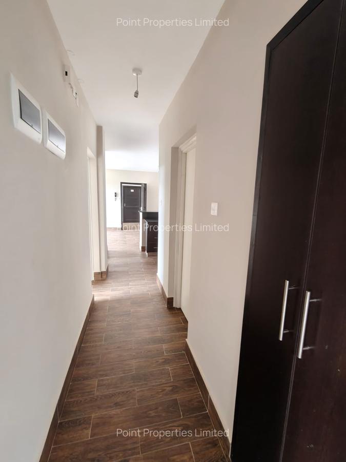 2 Bed Apartment with En Suite in Kitisuru - 8