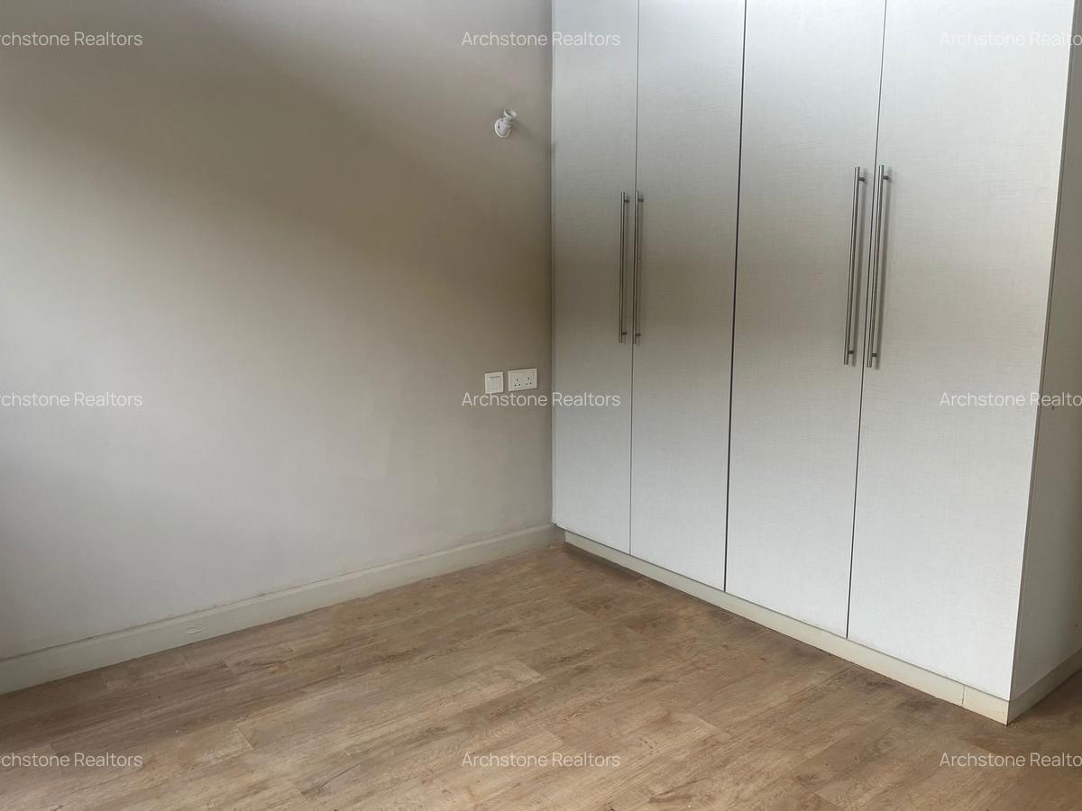 4 Bed Townhouse with En Suite in Runda - 5