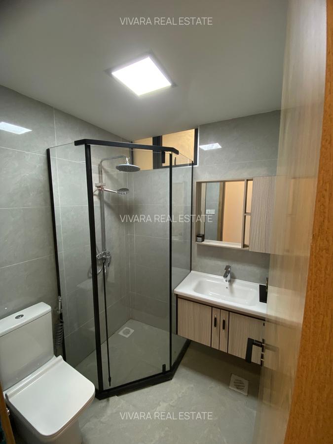1 Bed Apartment with En Suite in Lavington - 3