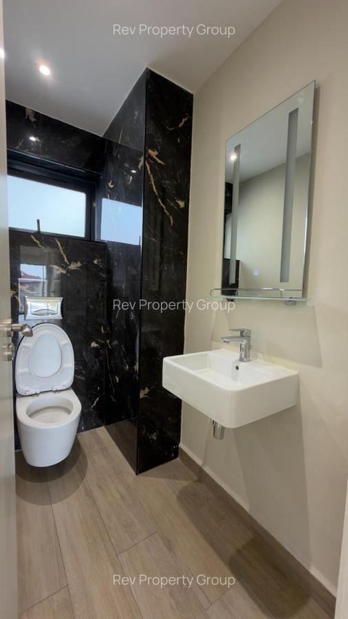 2 Bed Apartment with En Suite in Riverside - 11