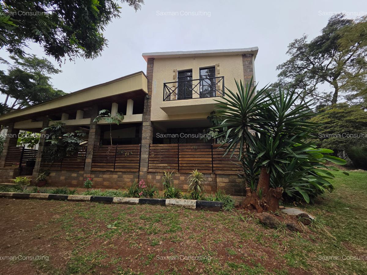 4 Bed House with En Suite in Lavington - 5