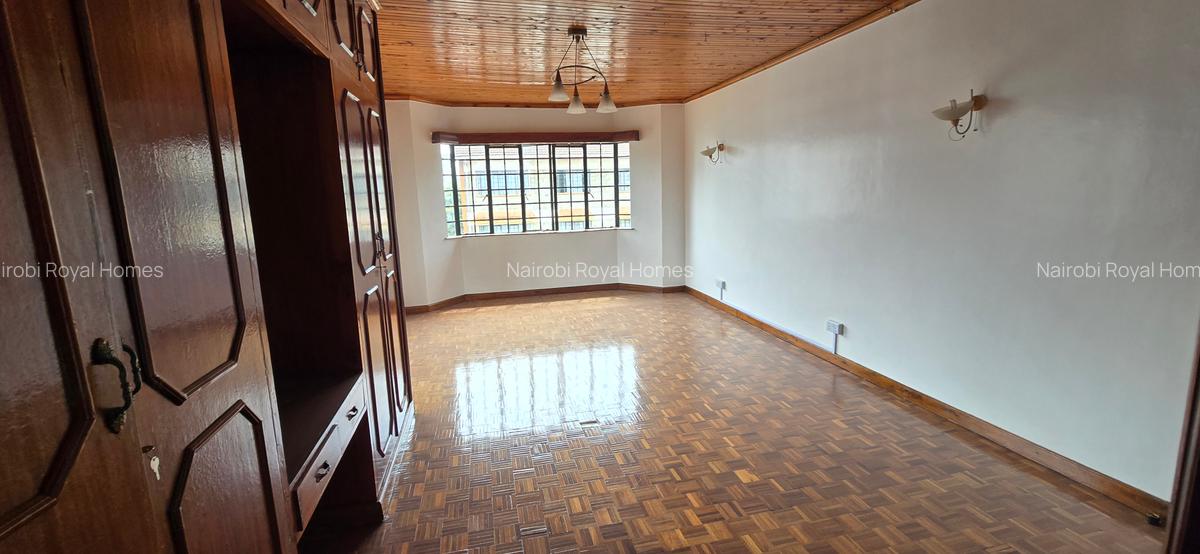 4 Bed Apartment with En Suite at Rhapta Road - 13