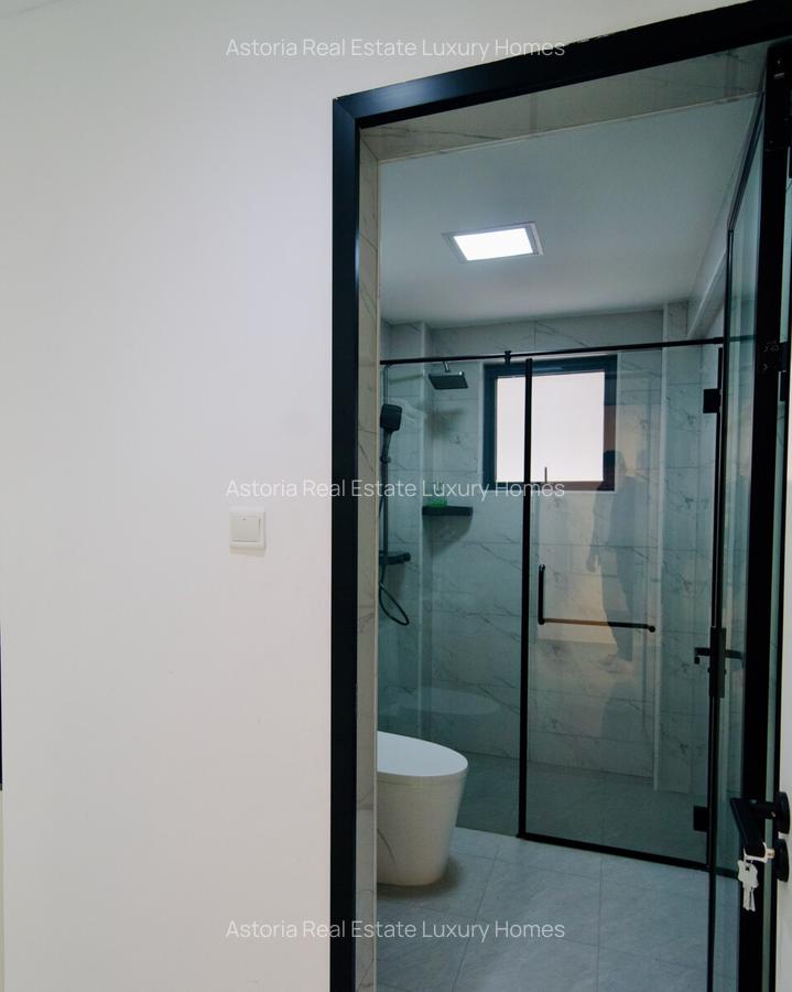 2 Bed Apartment with En Suite at 2026-424 - 16