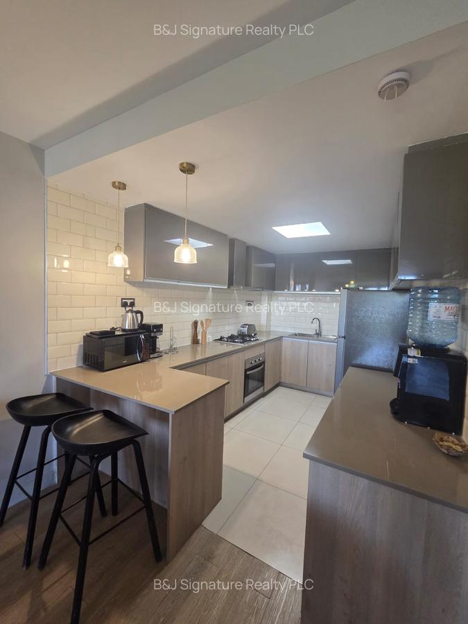 Serviced 2 Bed Apartment with En Suite in Riverside - 3