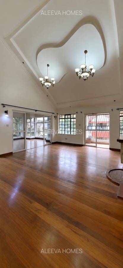 5 Bed Villa with En Suite in Kileleshwa - 3