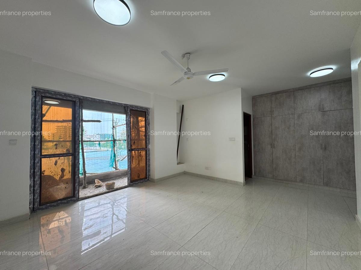 Serviced 4 Bed Apartment with En Suite at Kizingo - 7