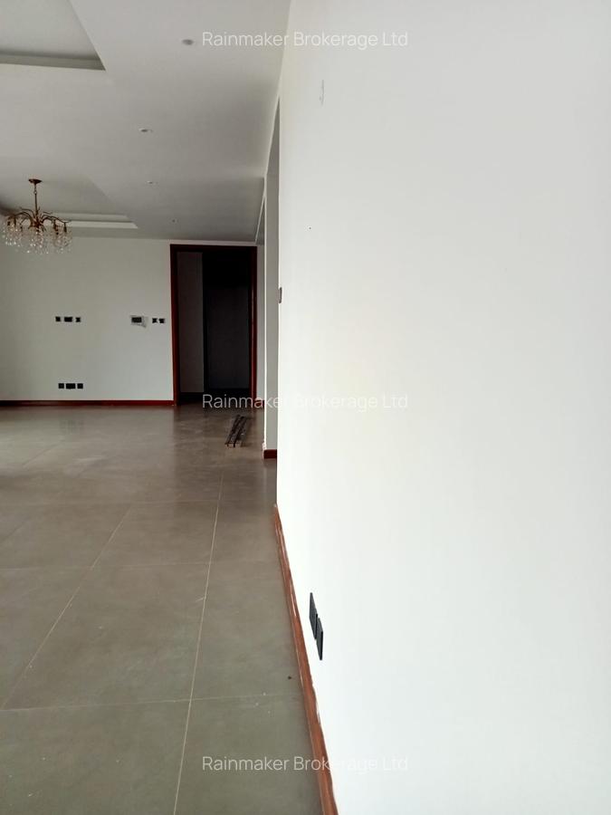 Serviced 4 Bed Apartment with En Suite in Riverside - 3