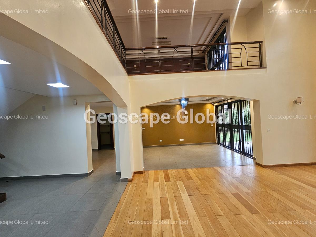 5 Bed Townhouse with En Suite in Lavington - 13