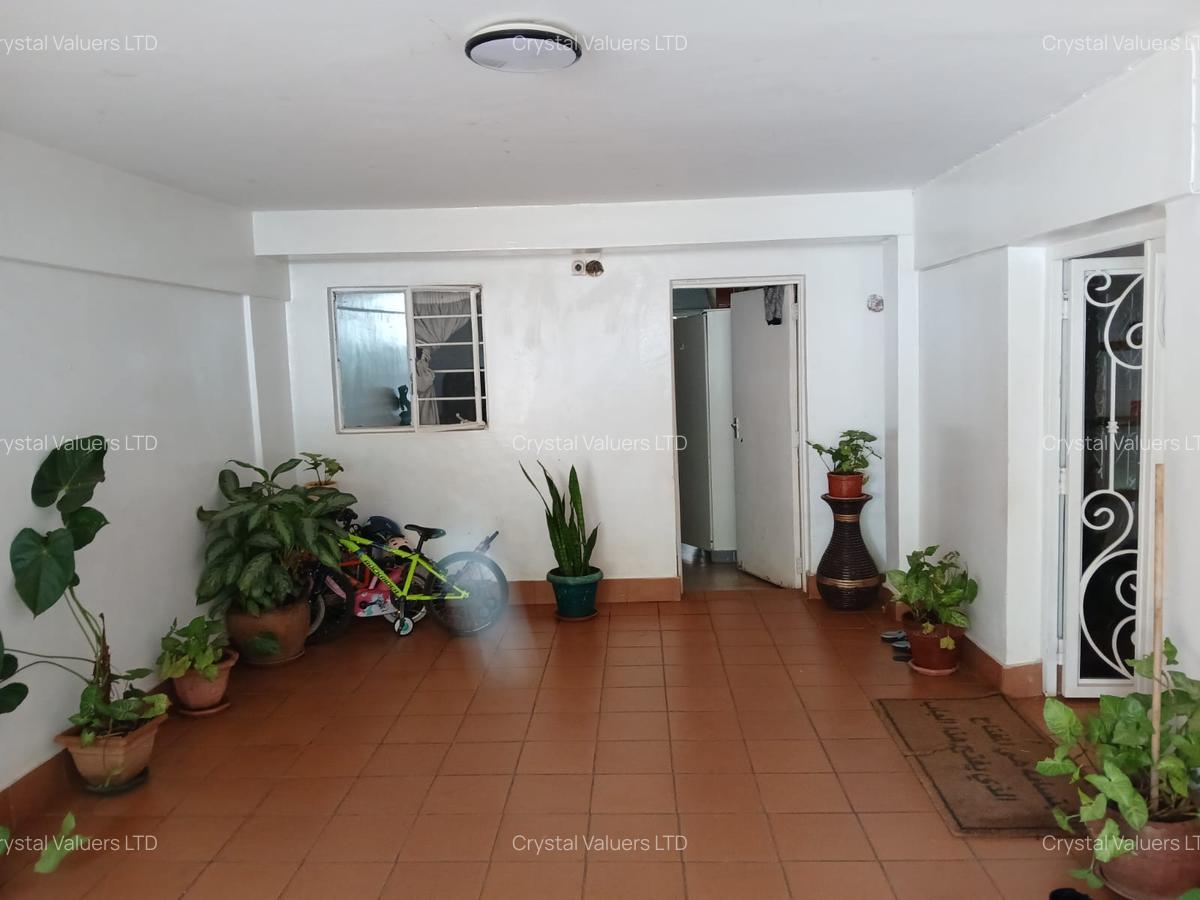 5 Bed Townhouse with En Suite in Rhapta Road - 1