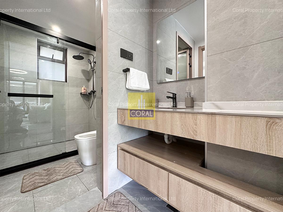 2 Bed Apartment in Riverside - 10