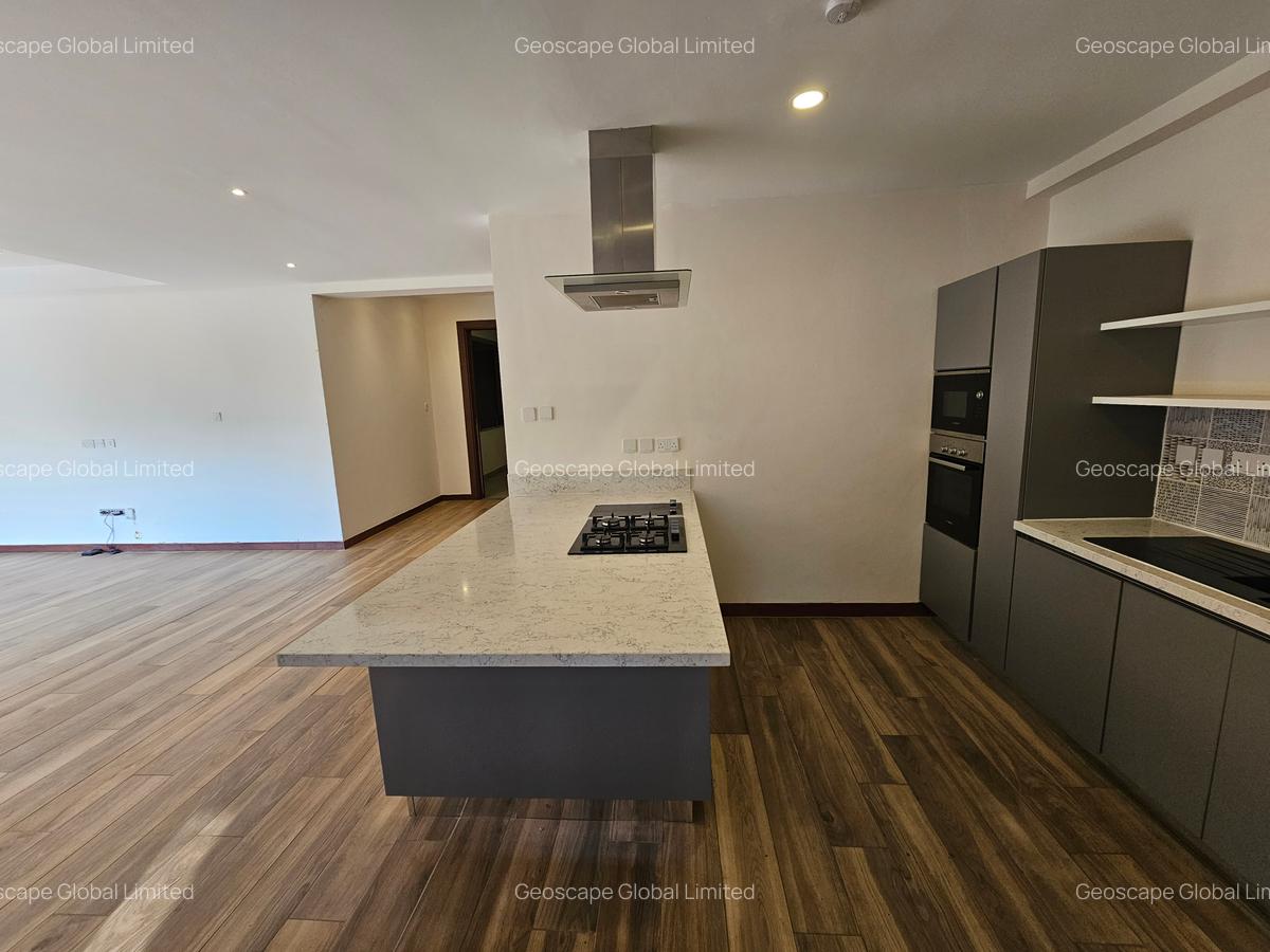 3 Bed Apartment with En Suite in Westlands Area - 2