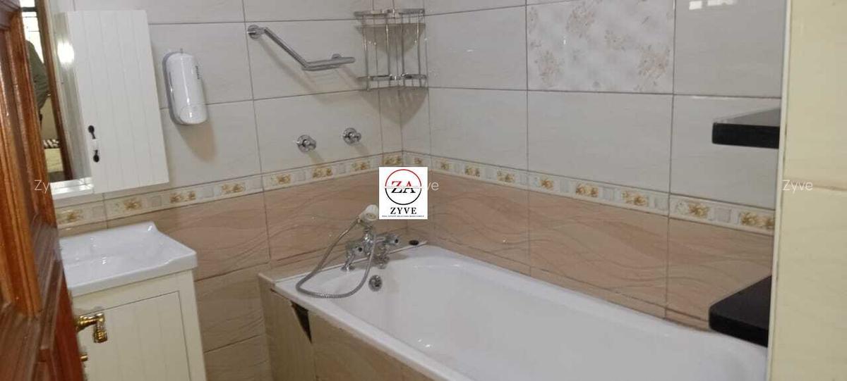 3 Bed House with En Suite at Lavington - 6