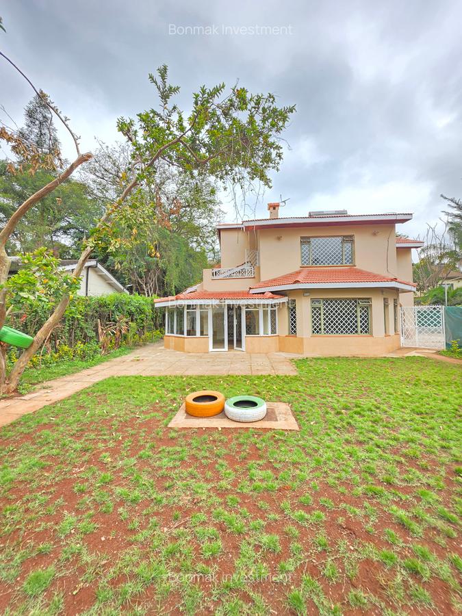 4 Bed Townhouse with En Suite at Lavington Green - 2
