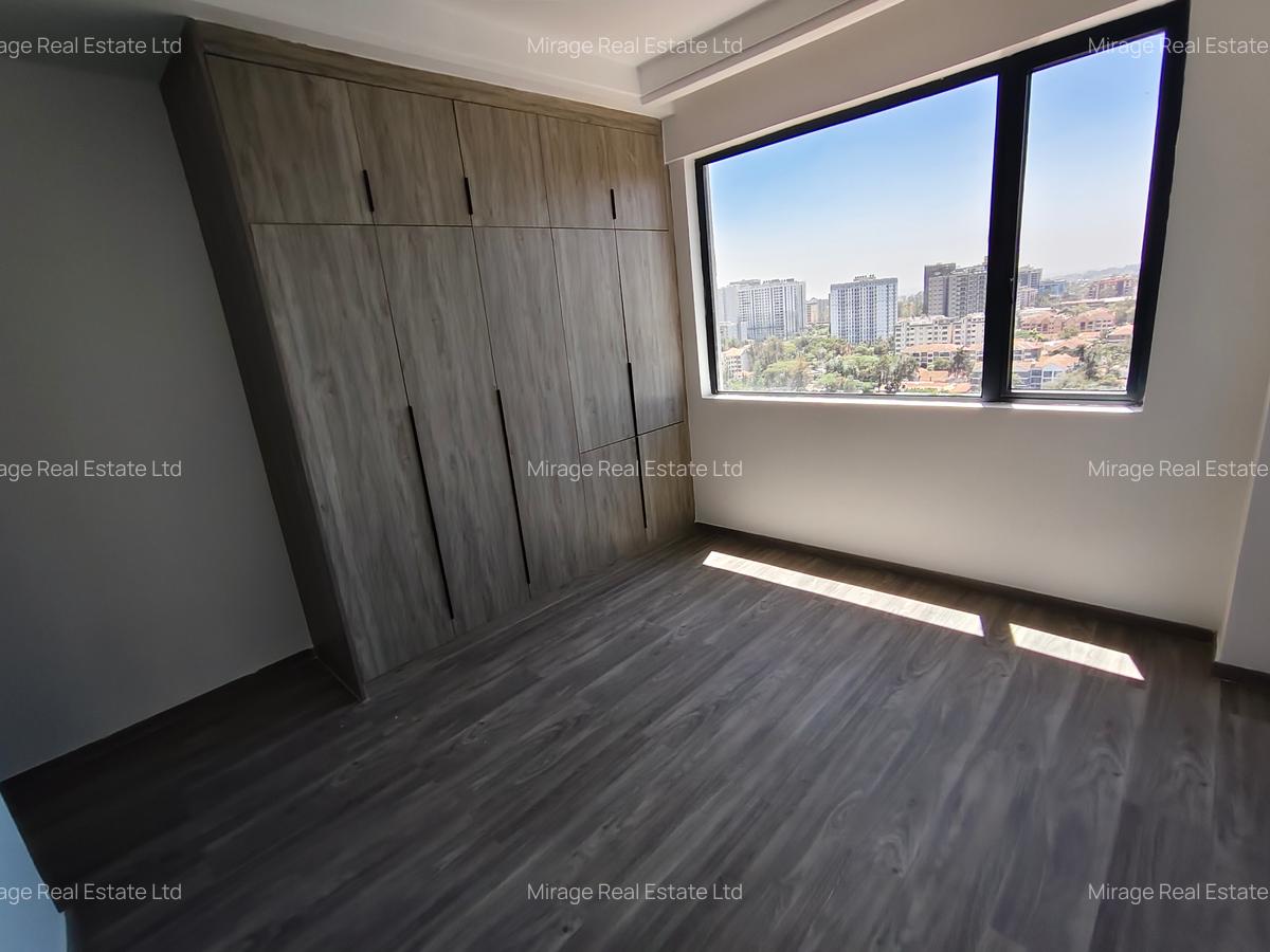 2 Bed Apartment with Swimming Pool in Kilimani - 16