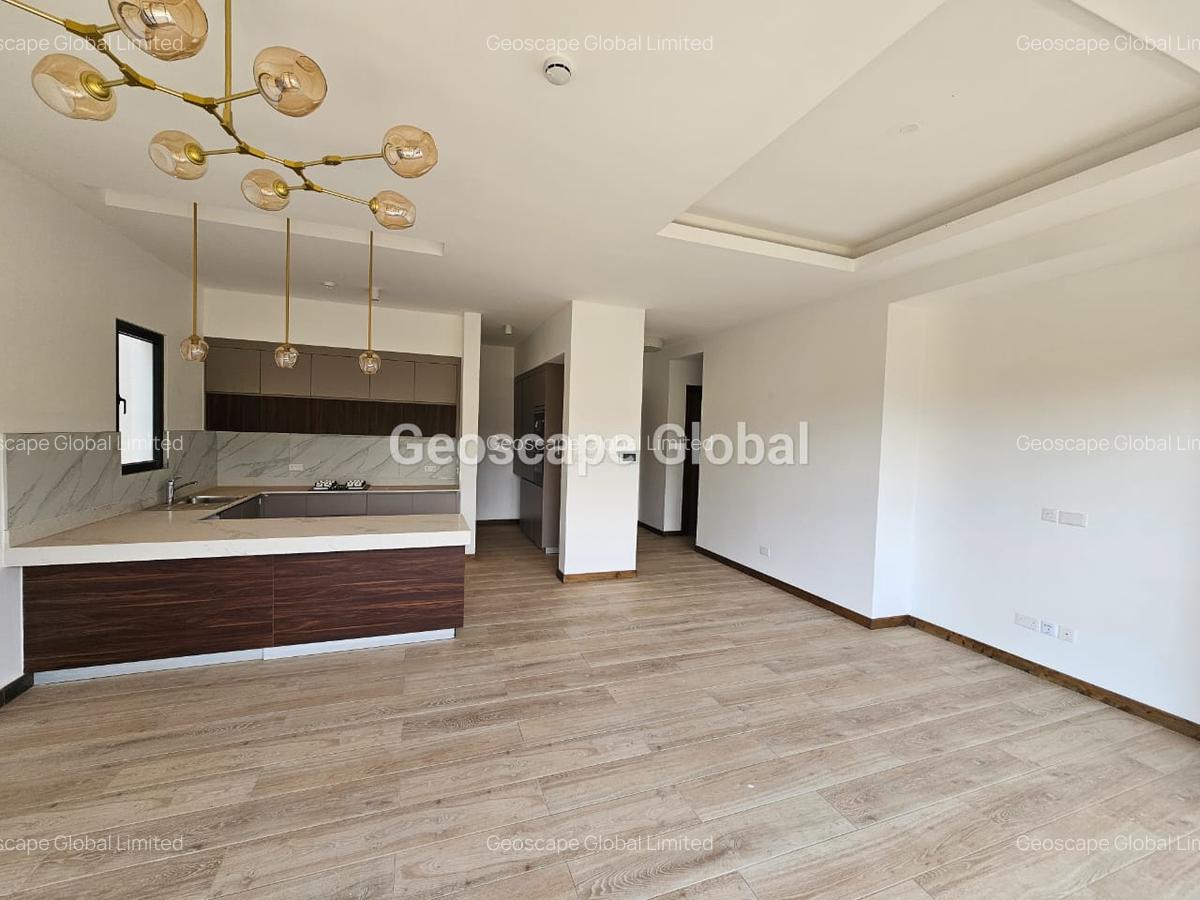 2 Bed Apartment with En Suite in Rosslyn - 5