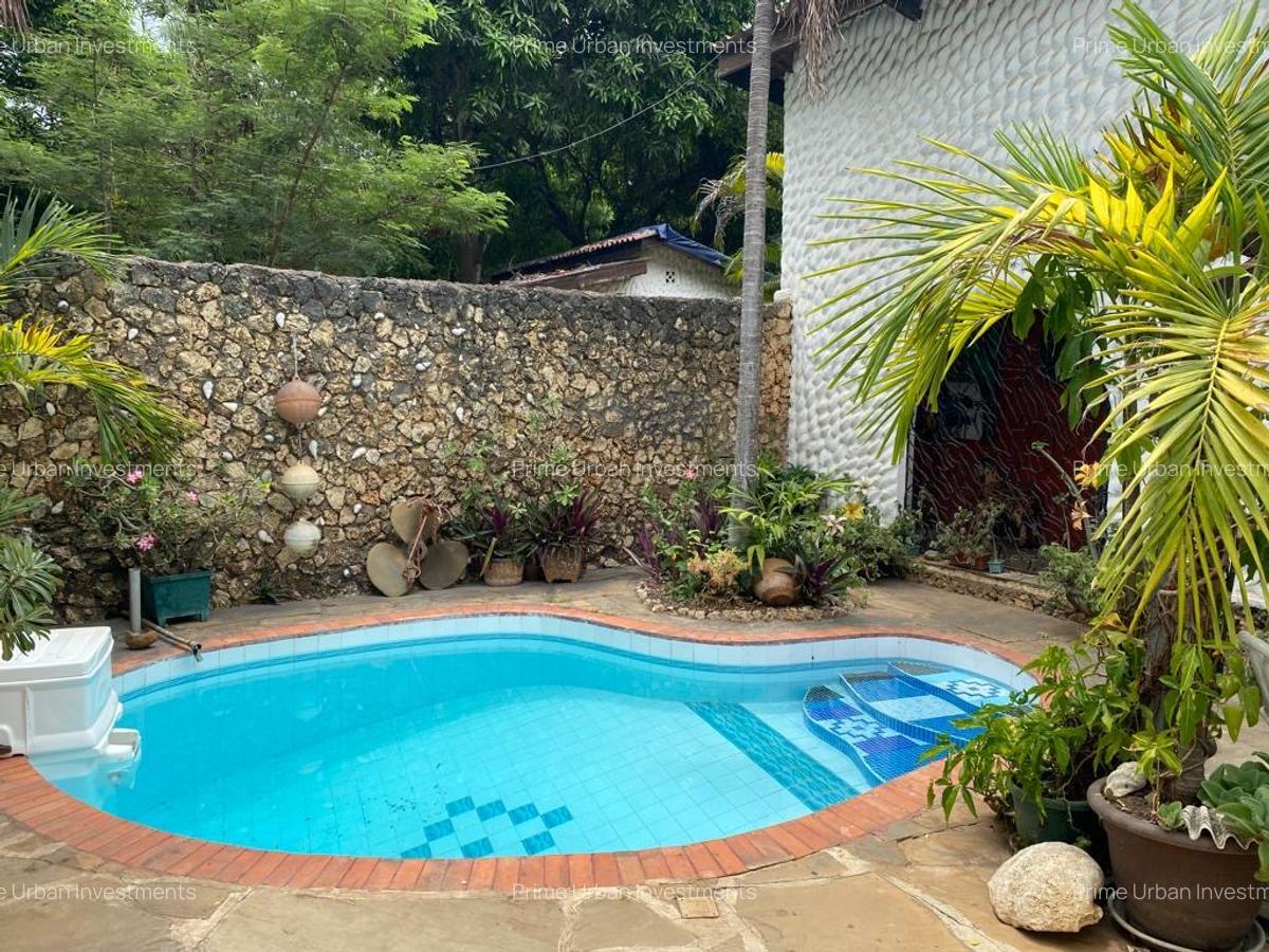 4 Bed House with En Suite in Mtwapa - 6