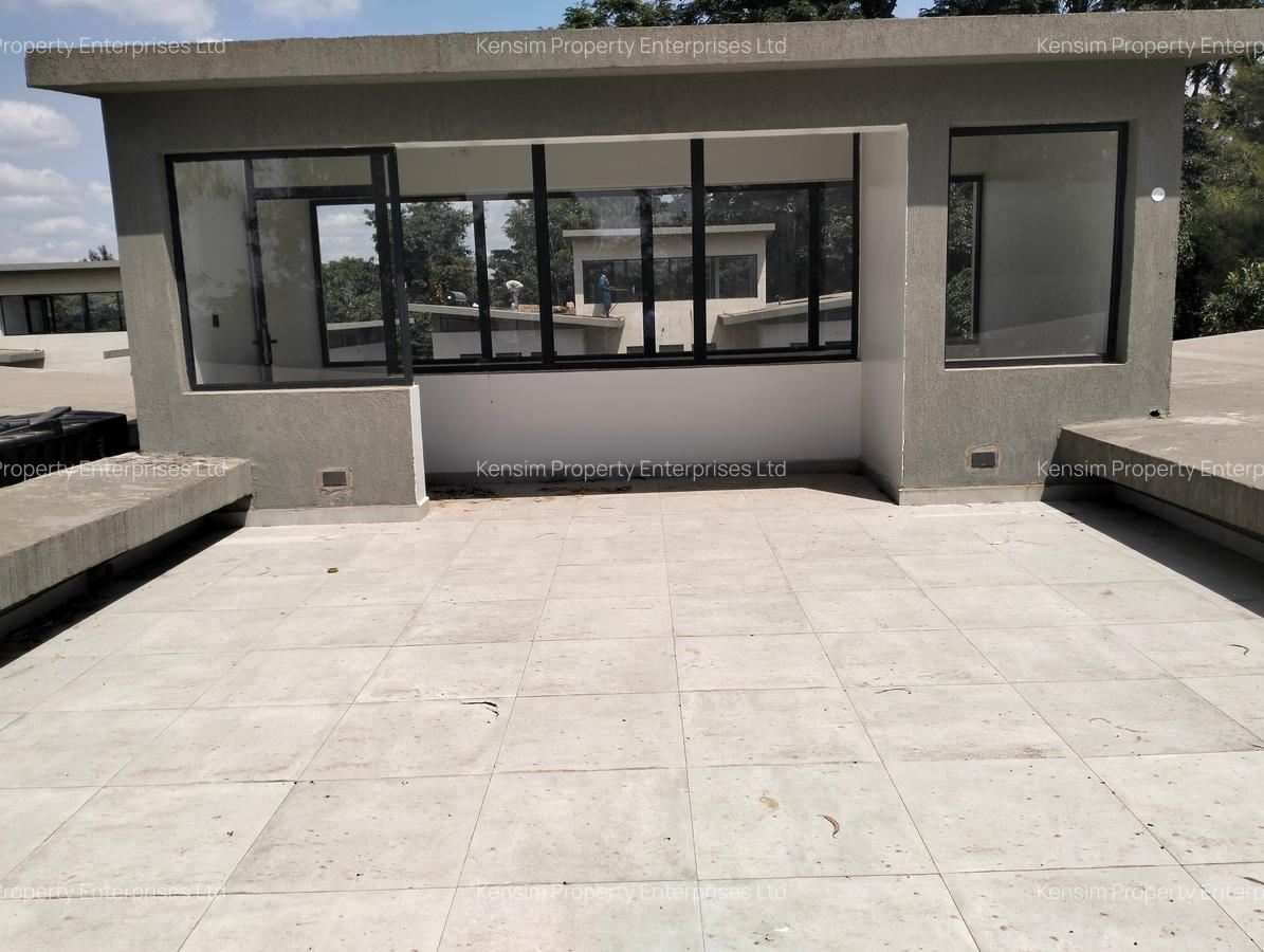 4 Bed Townhouse with En Suite in Runda - 2