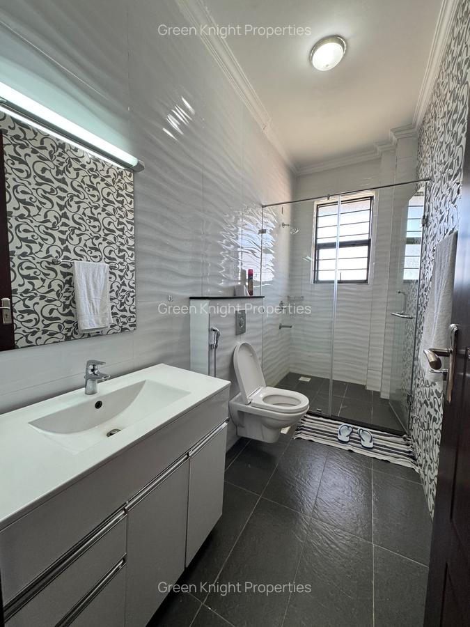 Serviced 3 Bed Apartment with En Suite in Westlands Area - 7