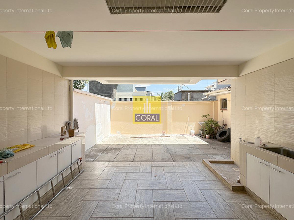 4 Bed Townhouse in Spring Valley - 20