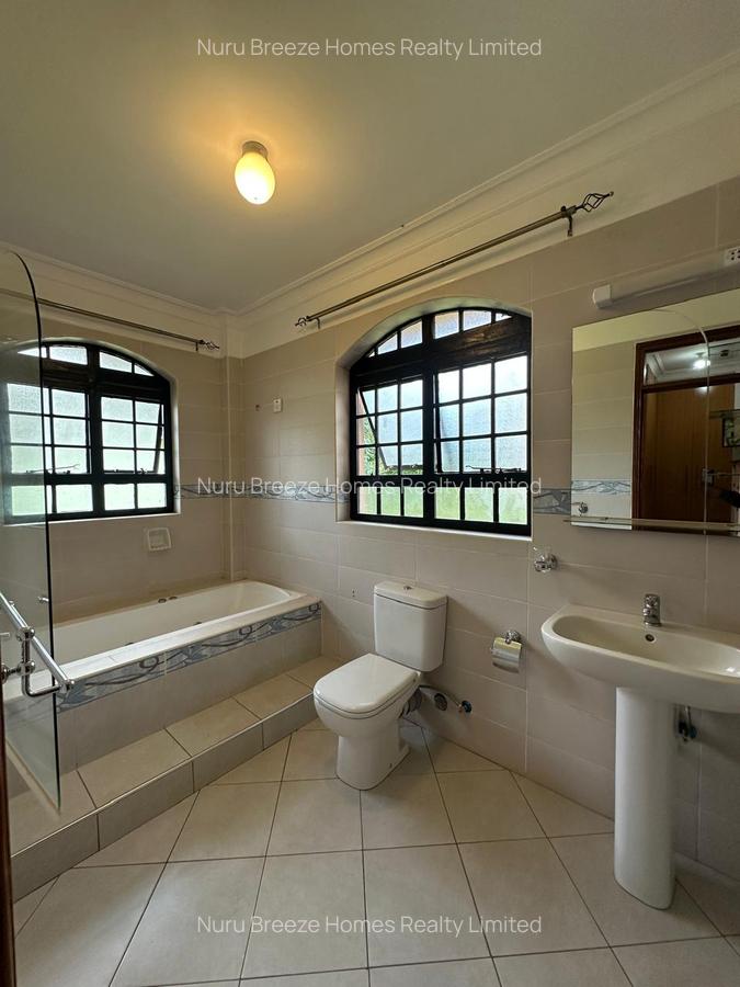 4 Bed House with En Suite in Karen - 5